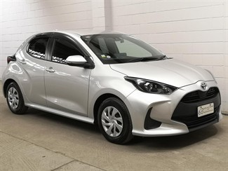 2020 Toyota Yaris - Thumbnail