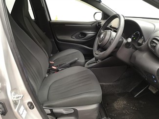 2020 Toyota Yaris - Thumbnail