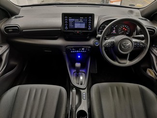 2020 Toyota Yaris - Thumbnail