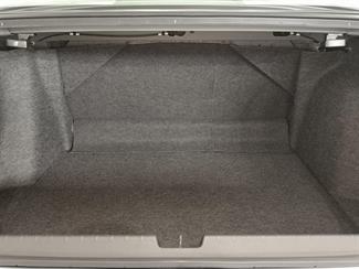 2016 Honda Grace - Thumbnail