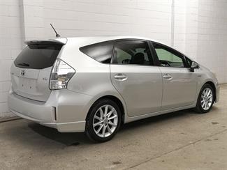 2012 Toyota Prius - Thumbnail