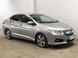 2016 Honda Grace - Thumbnail