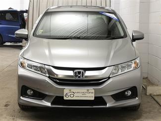 2016 Honda Grace - Thumbnail