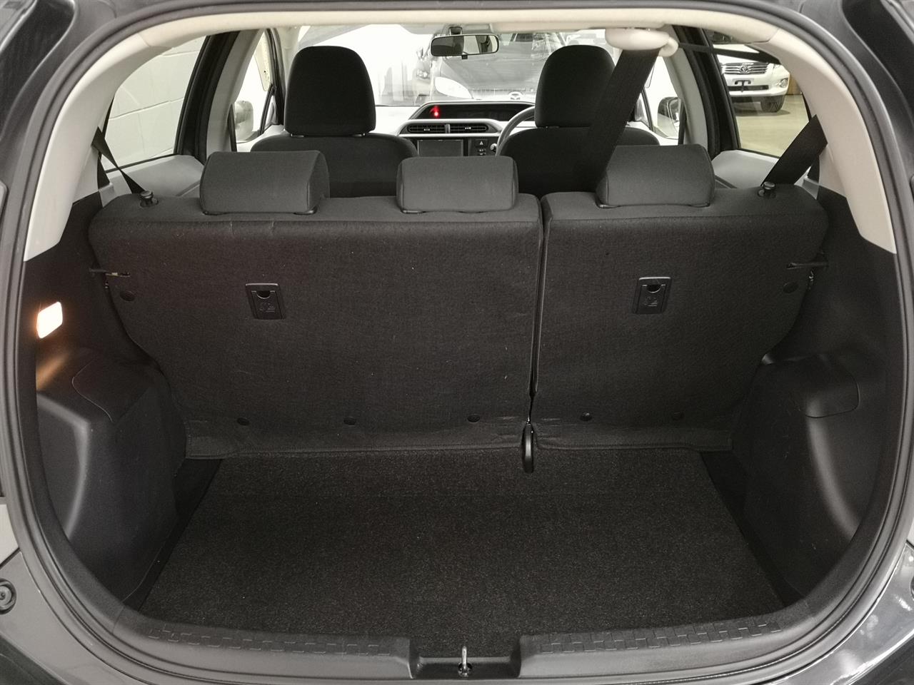 2013 Toyota Aqua