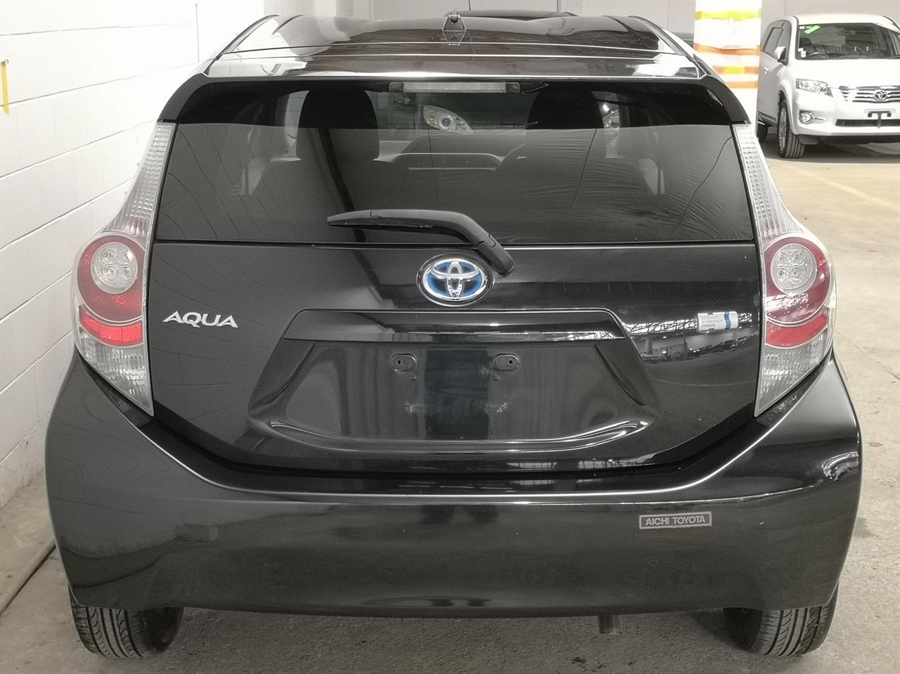 2013 Toyota Aqua