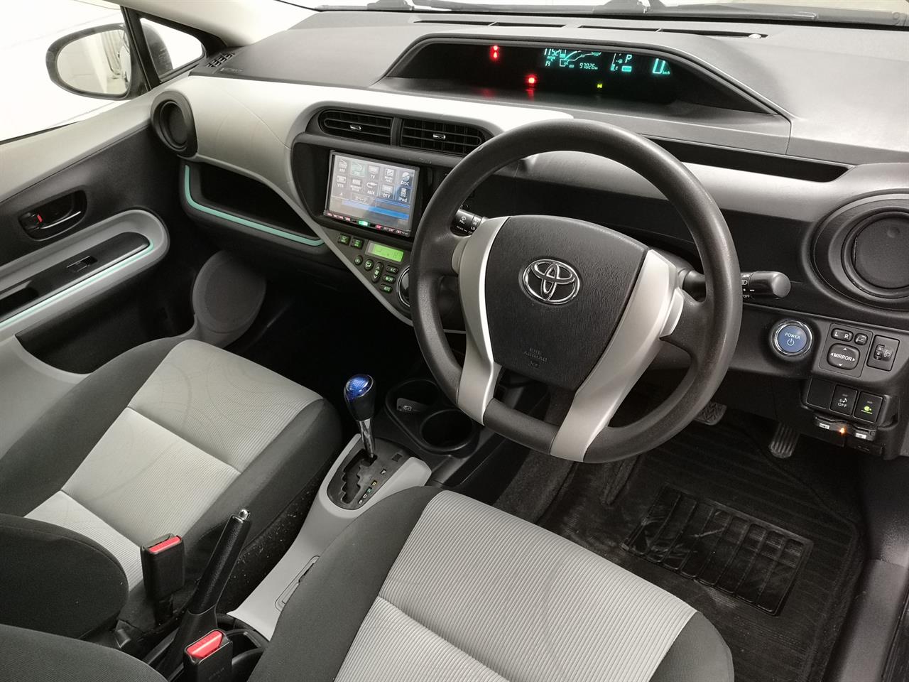2013 Toyota Aqua