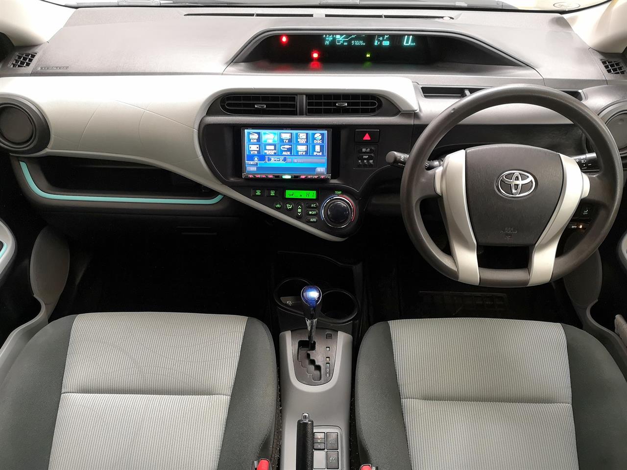 2013 Toyota Aqua