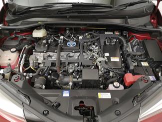 2017 Toyota C-HR - Thumbnail