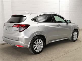 2015 Honda Vezel - Thumbnail