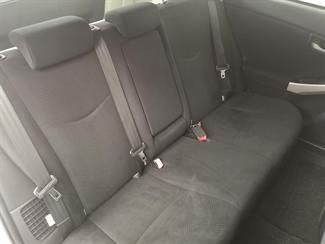 2015 Toyota Prius - Thumbnail