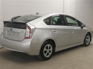 2015 Toyota Prius - Thumbnail