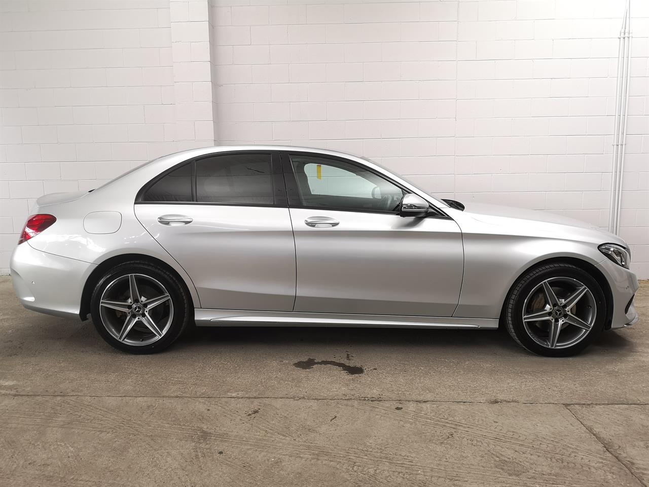 2017 Mercedes-Benz C 220