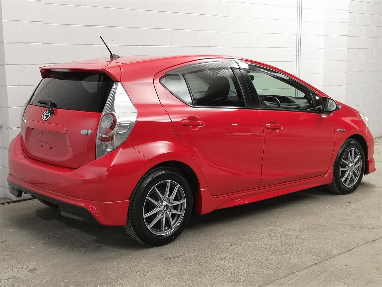 2013 Toyota Aqua
