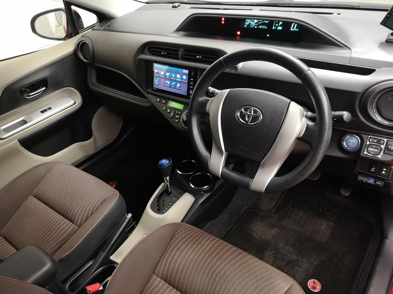 2013 Toyota Aqua