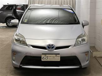 2012 Toyota Prius - Thumbnail