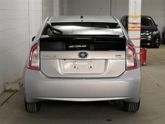 2012 Toyota Prius - Thumbnail