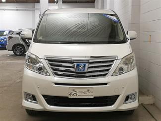 2014 Toyota Alphard - Thumbnail