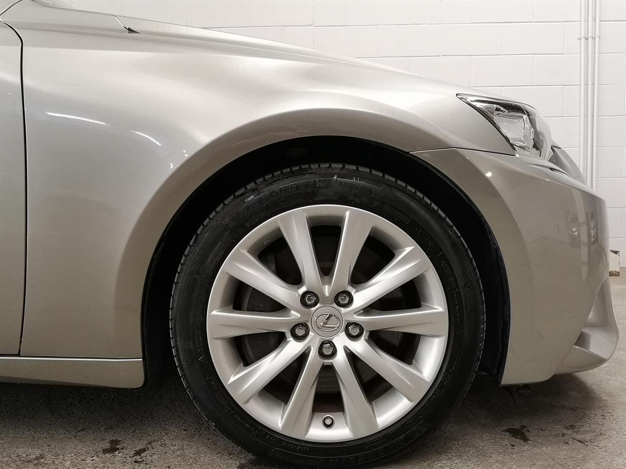 2016 Lexus IS 200T