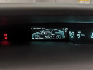 2015 Toyota Prius - Thumbnail