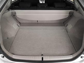2015 Toyota Prius - Thumbnail