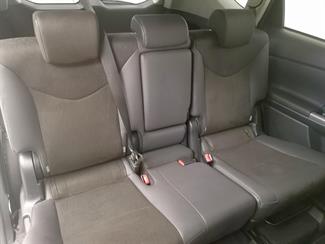 2018 Toyota Prius - Thumbnail