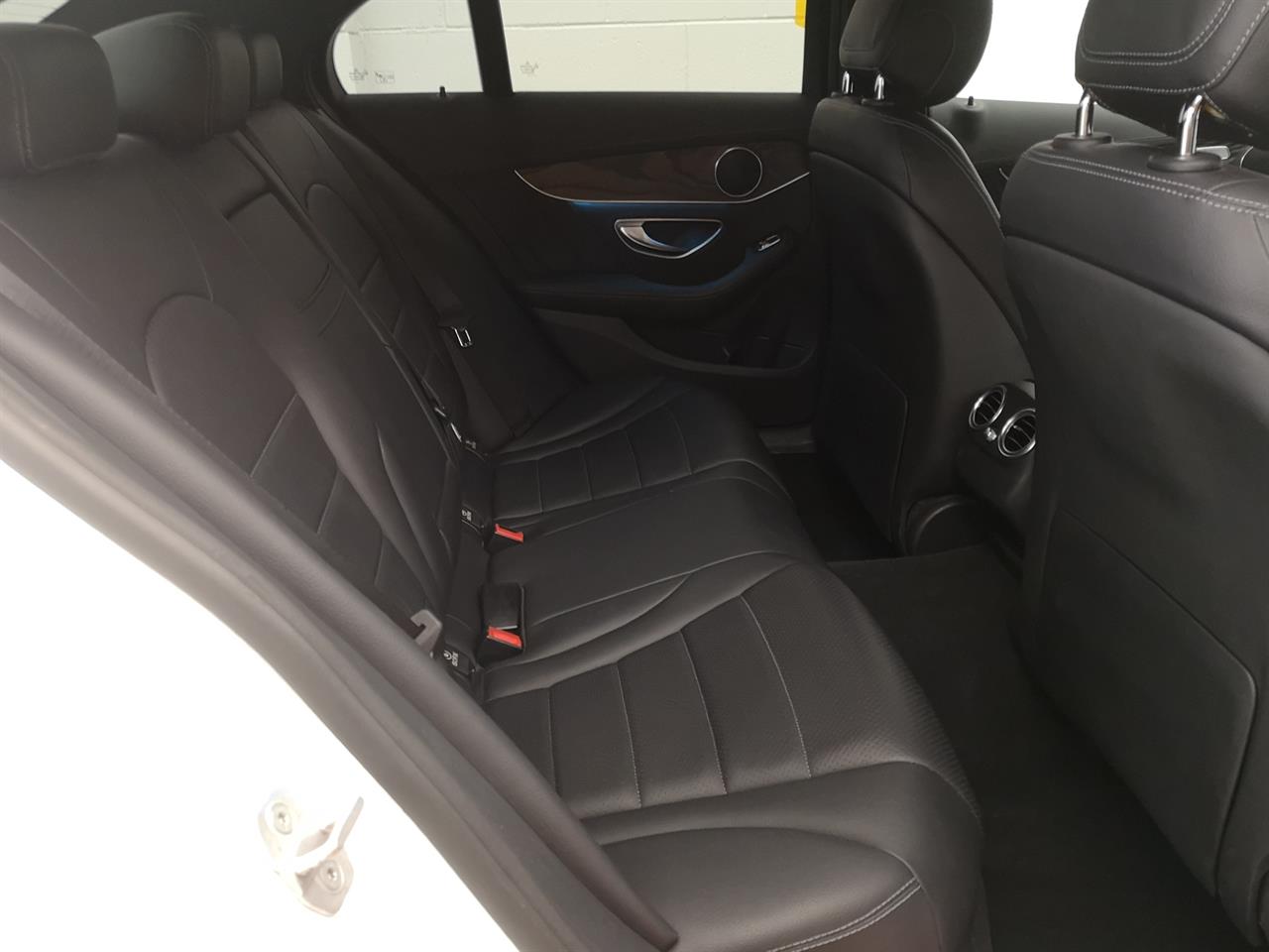 2015 Mercedes-Benz C 200