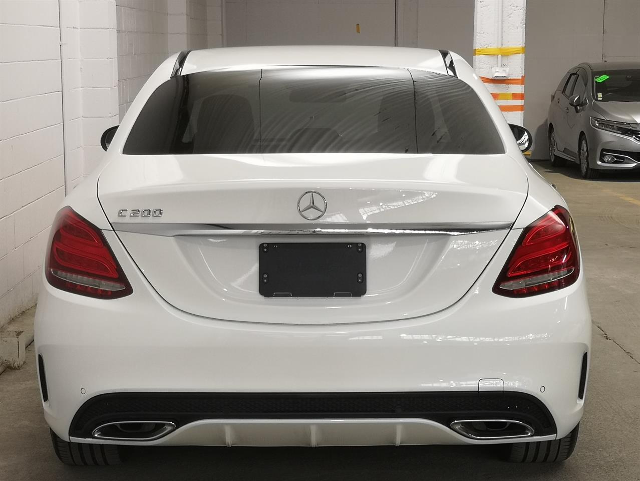 2015 Mercedes-Benz C 200