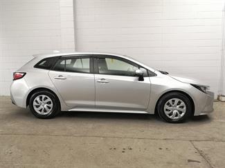 2021 Toyota Corolla - Thumbnail