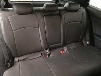 2016 Toyota Prius - Thumbnail