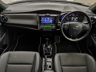 2017 Toyota Corolla - Thumbnail