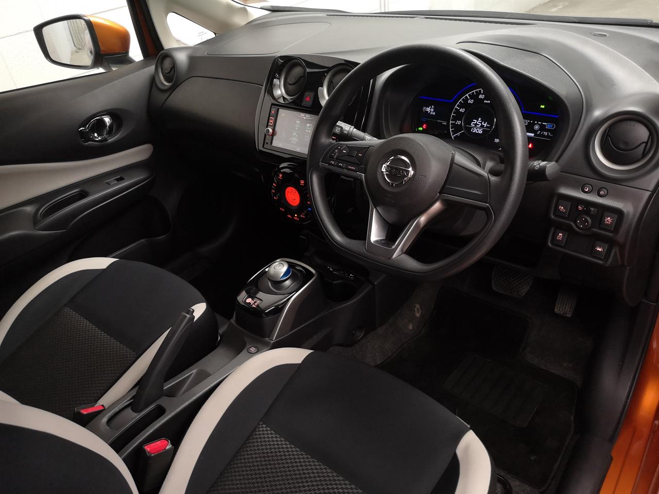 2017 Nissan Note