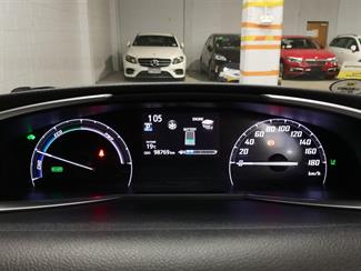 2016 Toyota Sienta - Thumbnail