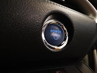 2016 Toyota Sienta - Thumbnail