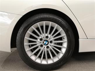 2016 BMW 320i  - Thumbnail