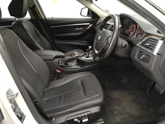 2016 BMW 320i  - Thumbnail