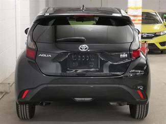 2022 Toyota Aqua - Thumbnail