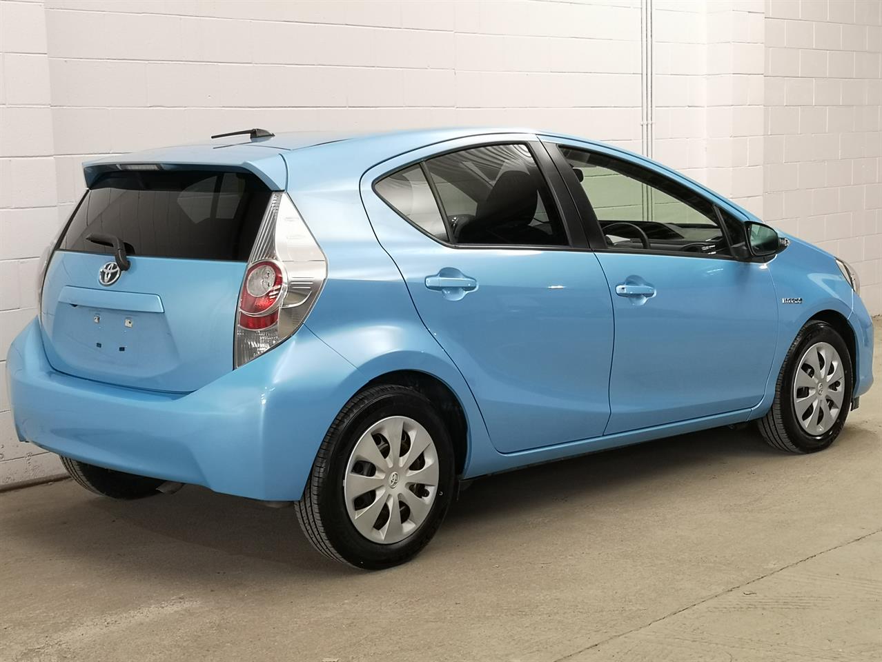 2013 Toyota Aqua
