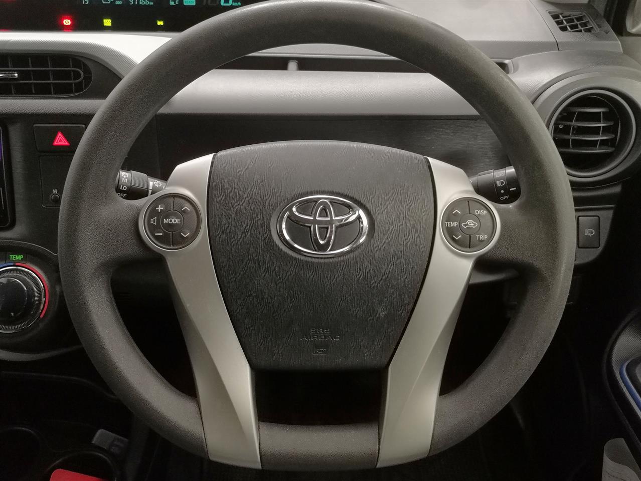 2013 Toyota Aqua