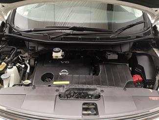 2012 Nissan Elgrand - Thumbnail