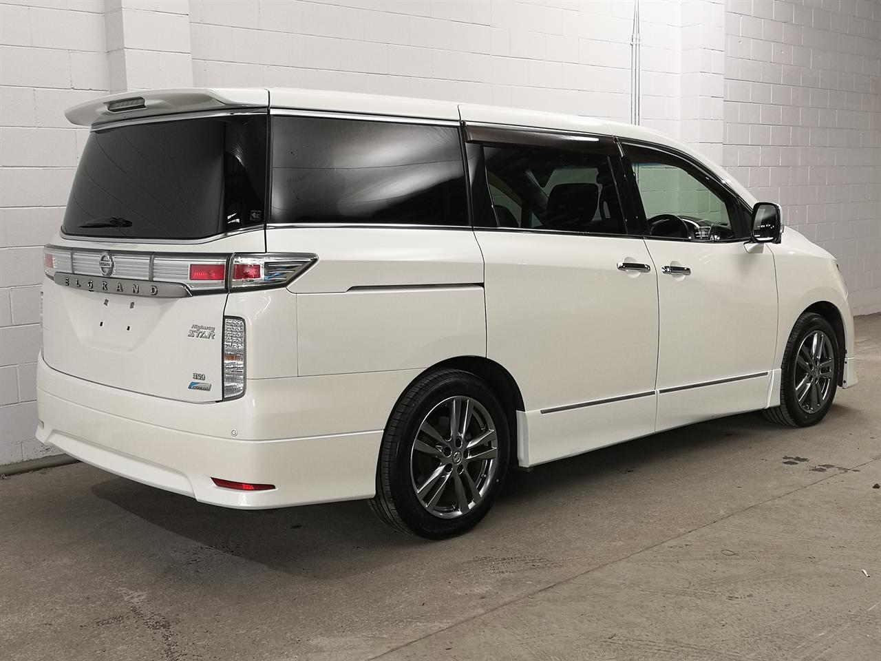 2012 Nissan Elgrand