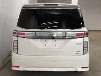2012 Nissan Elgrand - Thumbnail