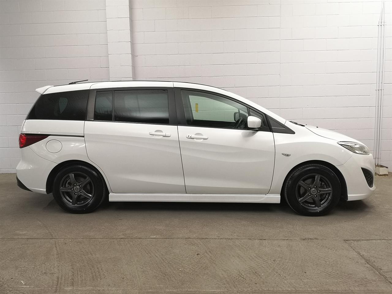 2013 Mazda Premacy