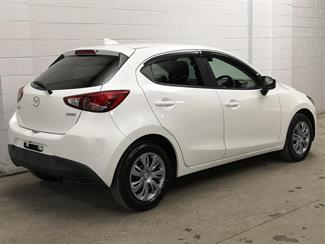 2017 Mazda Demio - Thumbnail