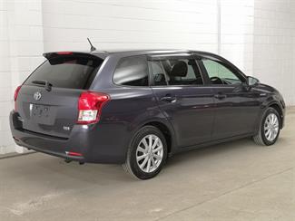 2015 Toyota Corolla - Thumbnail