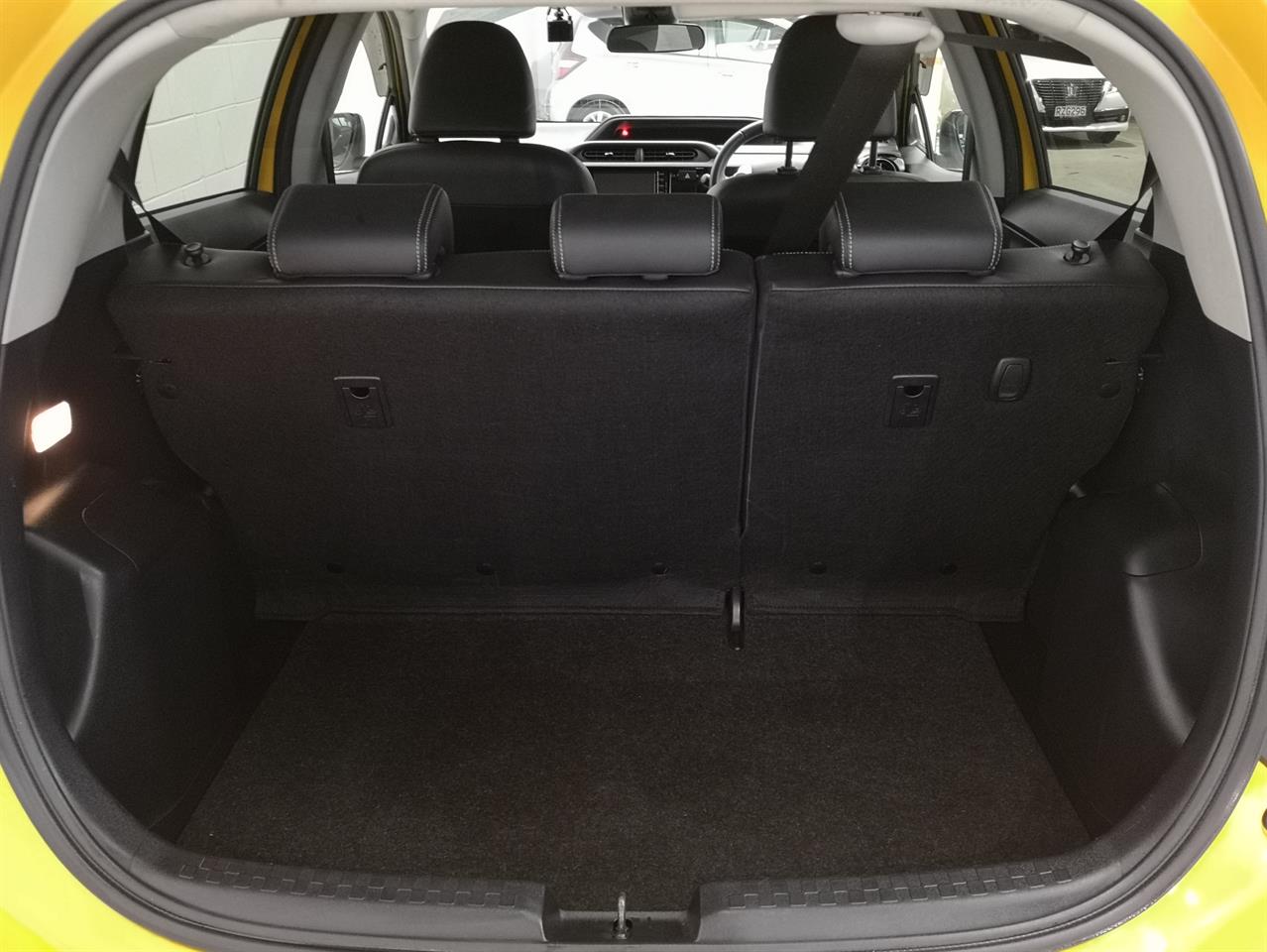 2016 Toyota Aqua