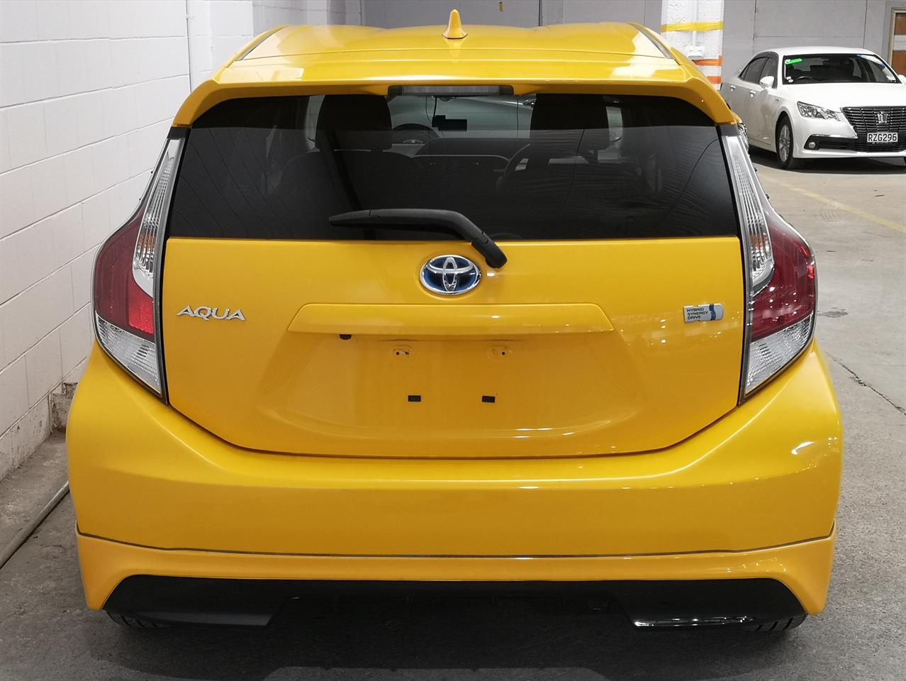 2016 Toyota Aqua