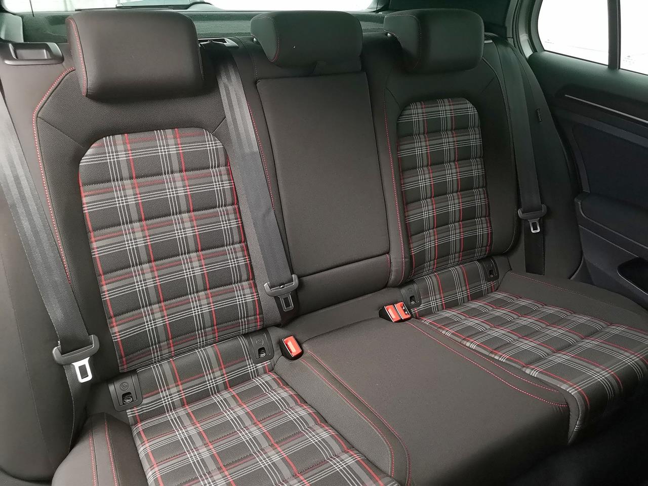 2016 Volkswagen Golf GTI