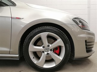 2016 Volkswagen Golf GTI - Thumbnail