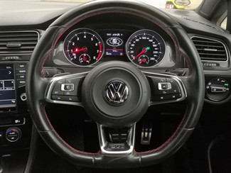 2016 Volkswagen Golf GTI - Thumbnail