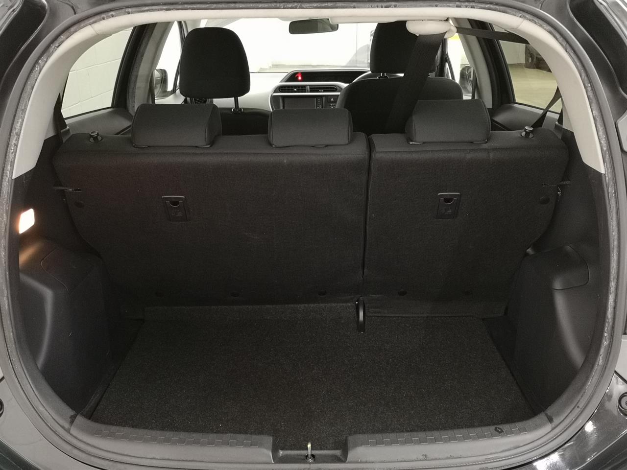 2013 Toyota Aqua